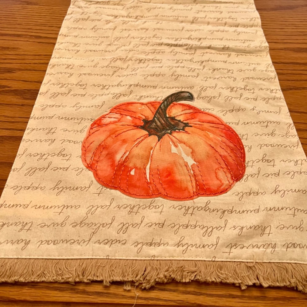 Fall Pumpkin Table Runner - Picture 2 of 3